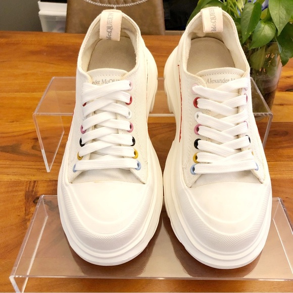 ALEXANDER MCQUEEN Tread Slick Low Top White Sneakers Size: Women US 6.5. - Picture 4 of 15